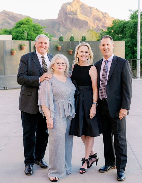 Jack and Vianne Kucera, dinner sponsors & Debbie and Vince Castaldo, Senior VP Arizona Dbacks