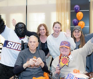 Phoenix Suns gorilla brings joy to patient Lee.