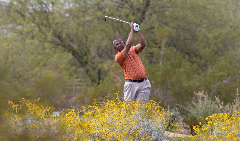 Daryl Crawford golfing