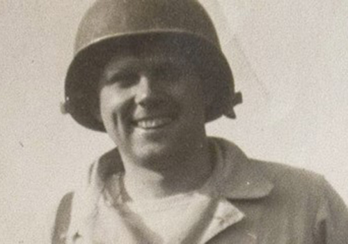 D-Day veteran receives Hospice of Valley Salutes